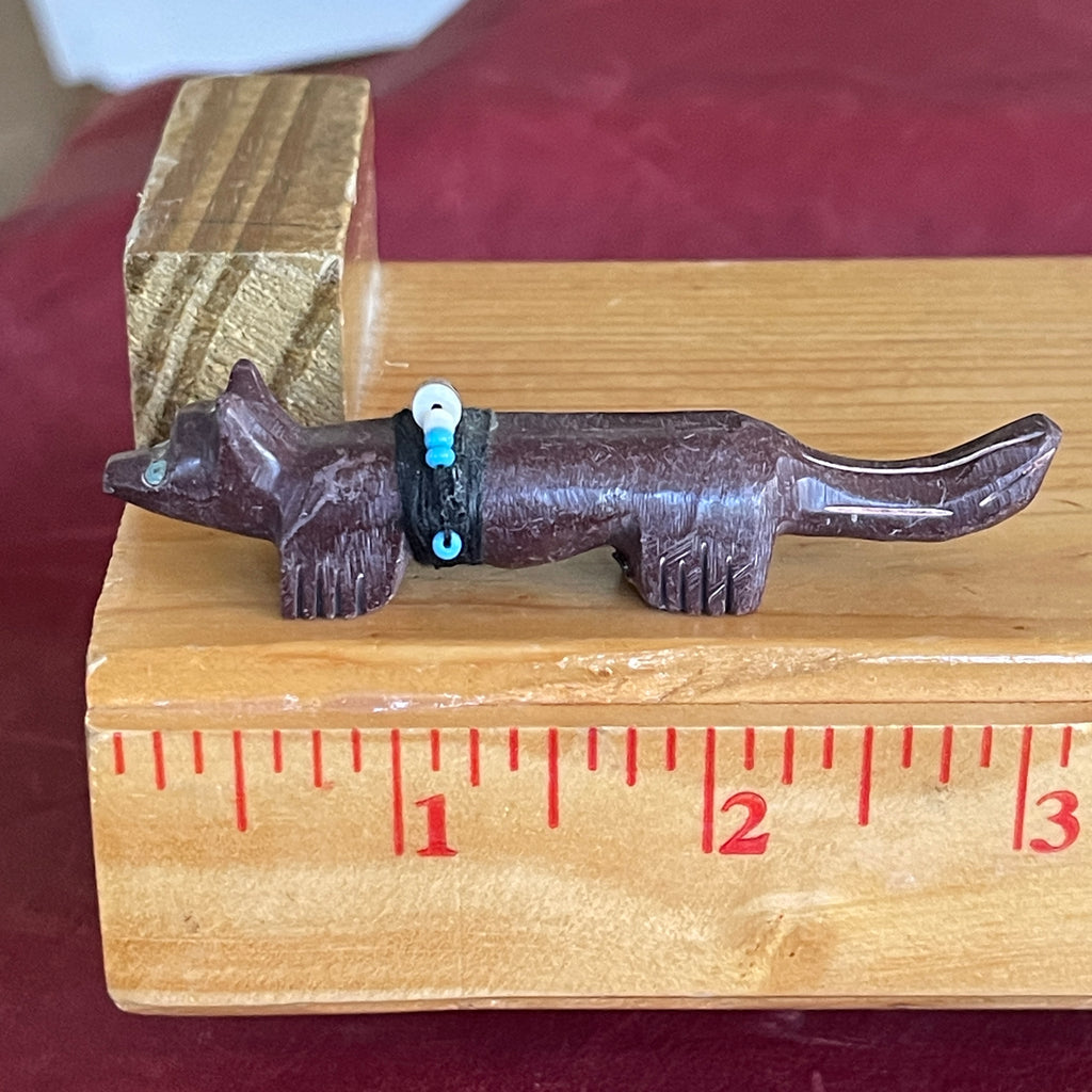 Fox fetish carved with Pipestone (VW171)