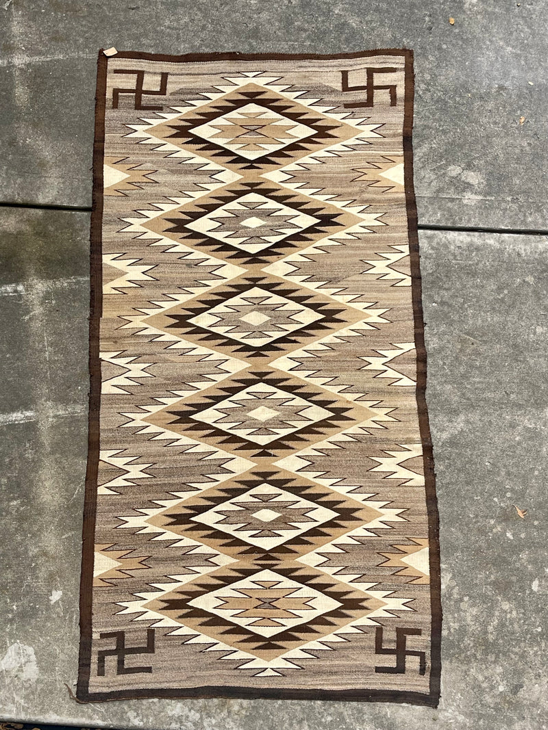Navajo rug weaving in Eyedazzler style with Whirling Log design - pre 1940s, authentic Native American, handwoven (GM352)