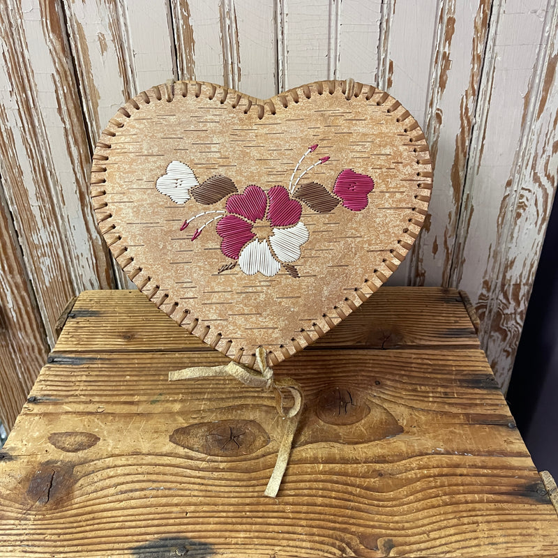 Canadian Northwest Territories heart shaped birchbark basket artist signed Marie Kotchea (GM454)