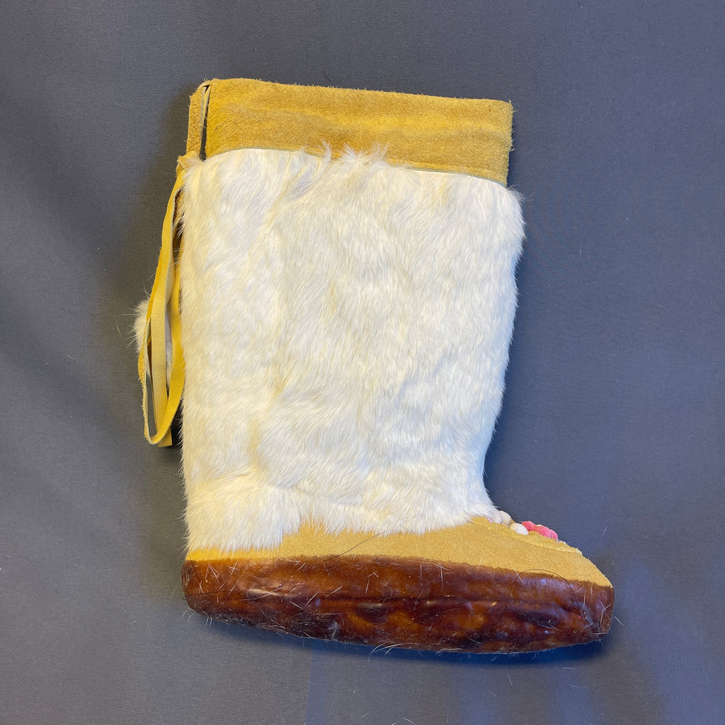 Authentic Native-Made Fur and Leather Ladies Mukluk Pair, vintage Arctic Trading Co.  (GM113)