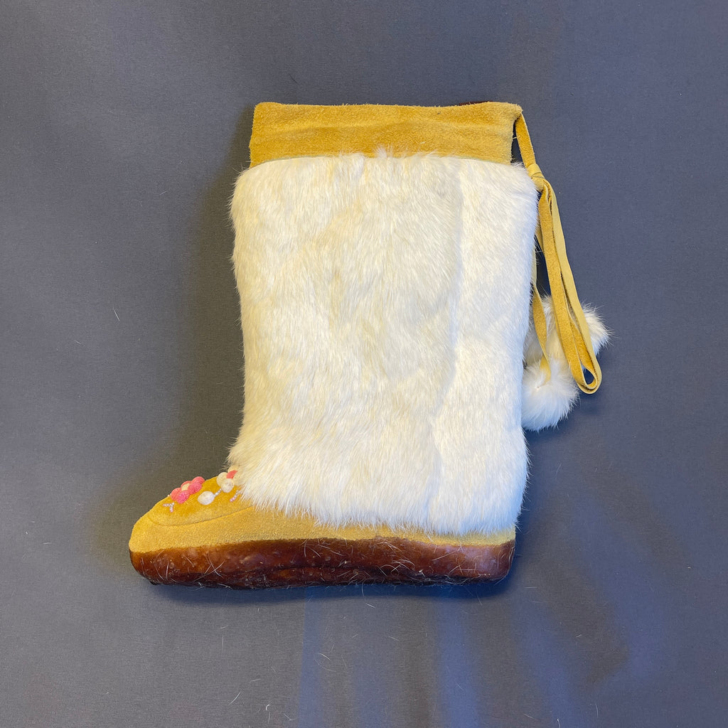 Authentic Native-Made Fur and Leather Ladies Mukluk Pair, vintage Arctic Trading Co.  (GM113)