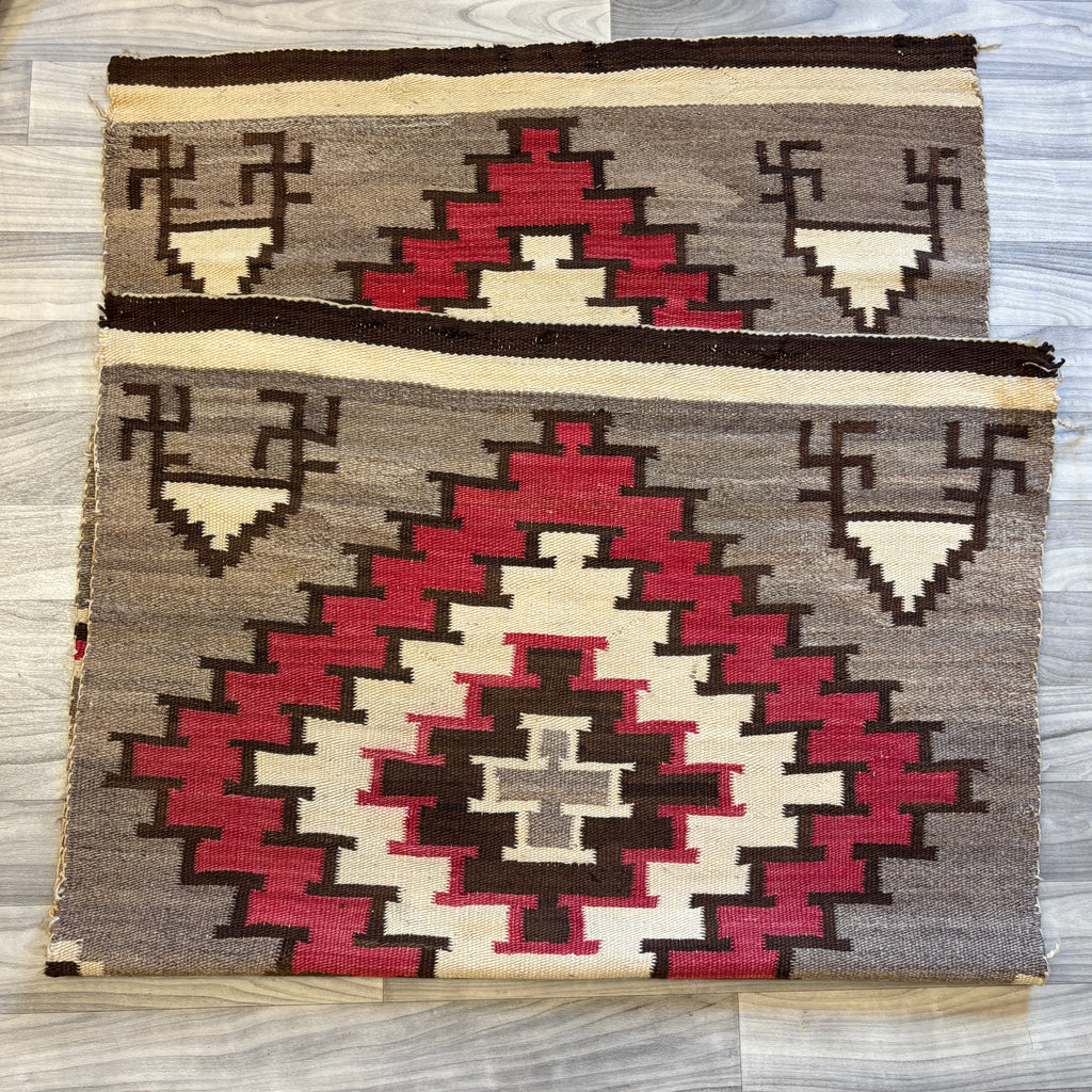 Antique Ganado Old Style Navajo Rug Weaving with Whirling Logs Pattern, pre-1940s (GM382)
