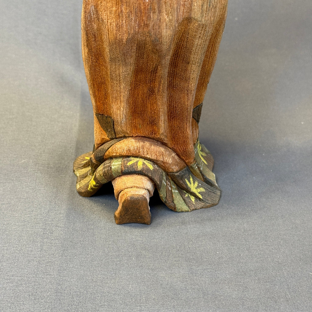 Cecil Calnimptewa Hopi Corn-Grinding Girl (Palhik Mana) Carving, genuine Hopi   (RS215)
