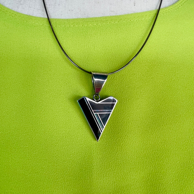 Ray Tracey, Navajo Black jet and opal inlay pendant (PZ5)