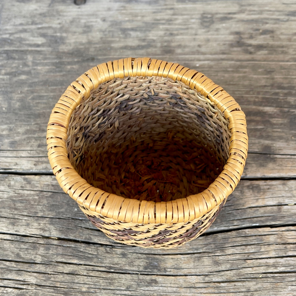 Small Vintage San Juan Paiute Woven Basket  (DV68)