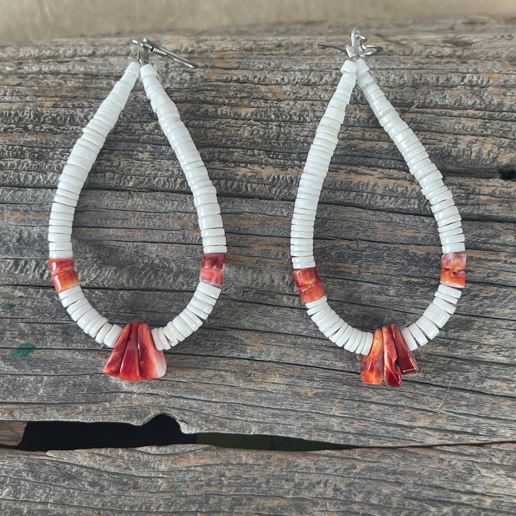 Santo Domingo (Kewa Pueblo) Red Spiny Oyster Shell and Clam Shell Heishi Earrings    1/222