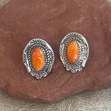 Navajo Spiny Oyster Shell Earrings with Twist Rope and Hand Stamped Outline   2/83