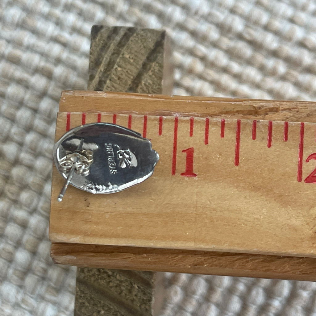 Navajo Spiny Oyster Shell Earrings with Twist Rope and Hand Stamped Outline   2/83