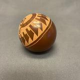 Dolly Naranjo  Vintage Santa Clara Pueblo Handmade Seed Pot with Etched Lizard Design(JM18)