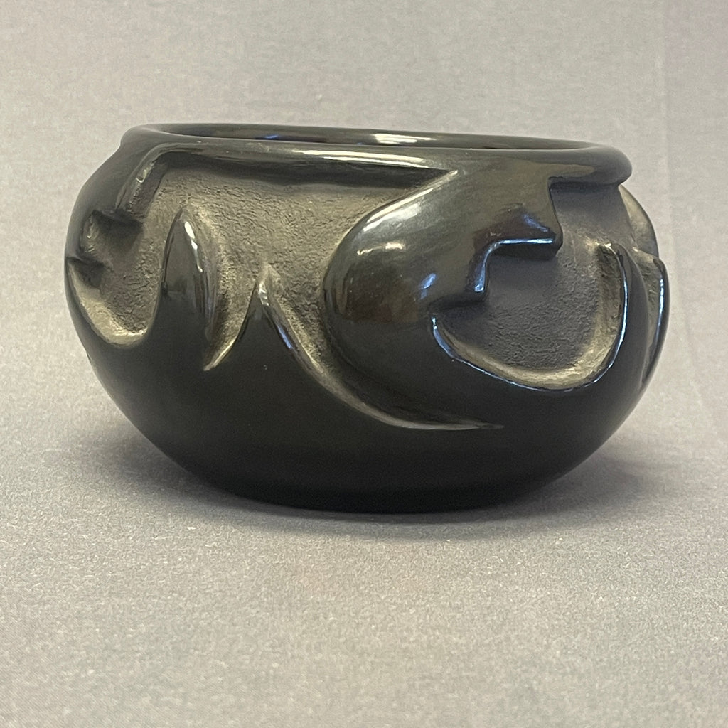 Frances Salazar Vintage Santa Clara Pueblo, Handmade Black ware Pot with Carved Design (JM8)