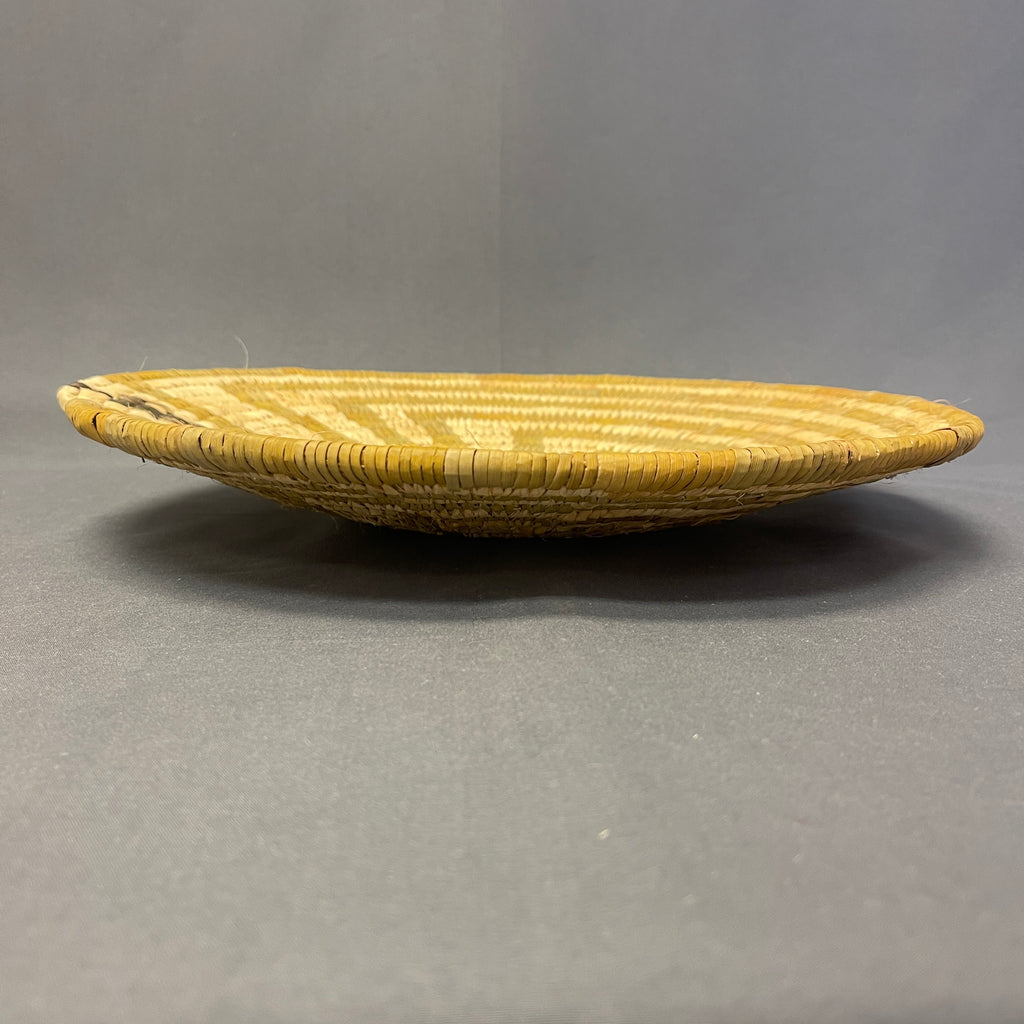 Vintage Tohono O'odham (Papago) Man in the Maze design Coiled Basket  (JM101)