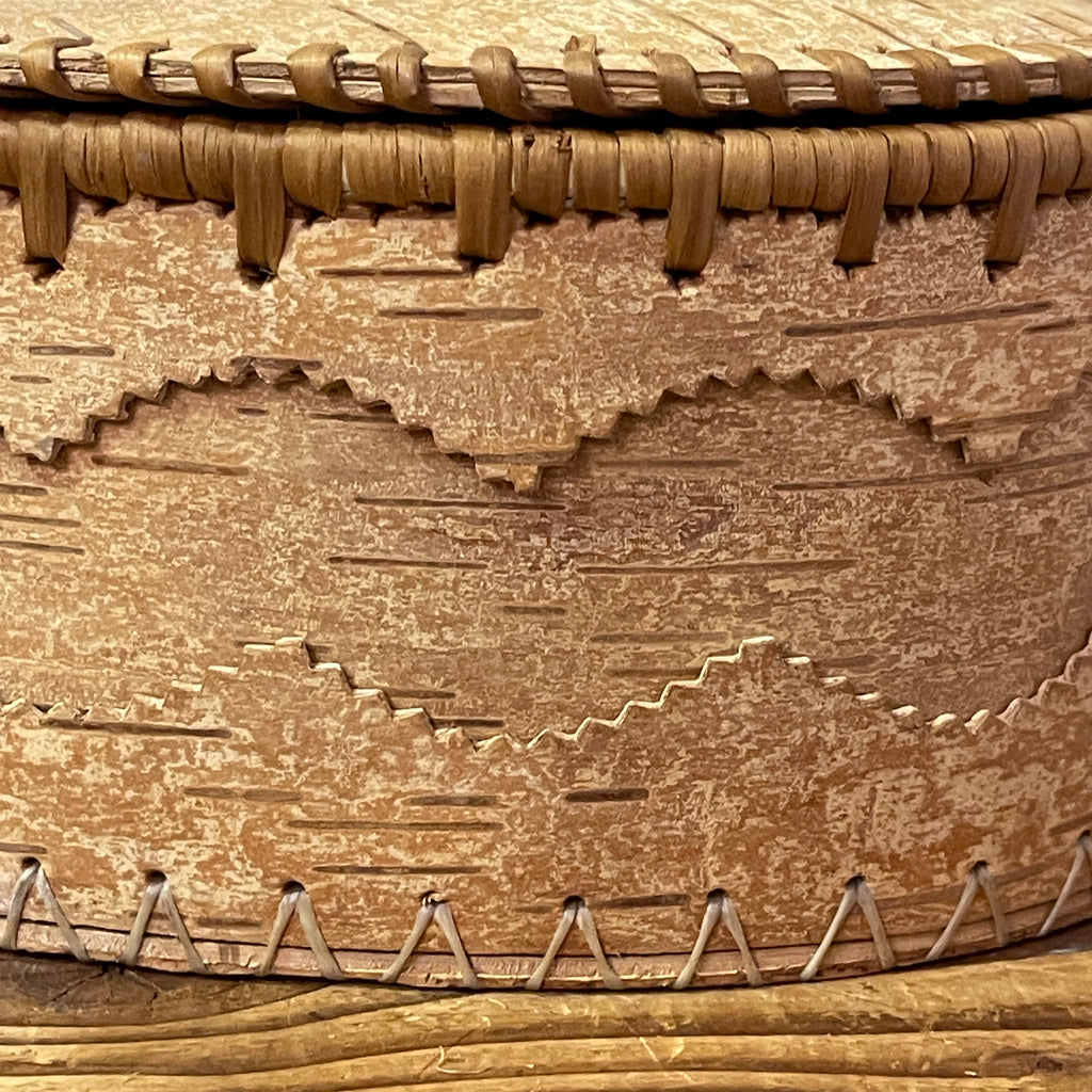 Canadian Northwest Territories heart shaped birchbark basket artist signed Marie Kotchea (GM454)