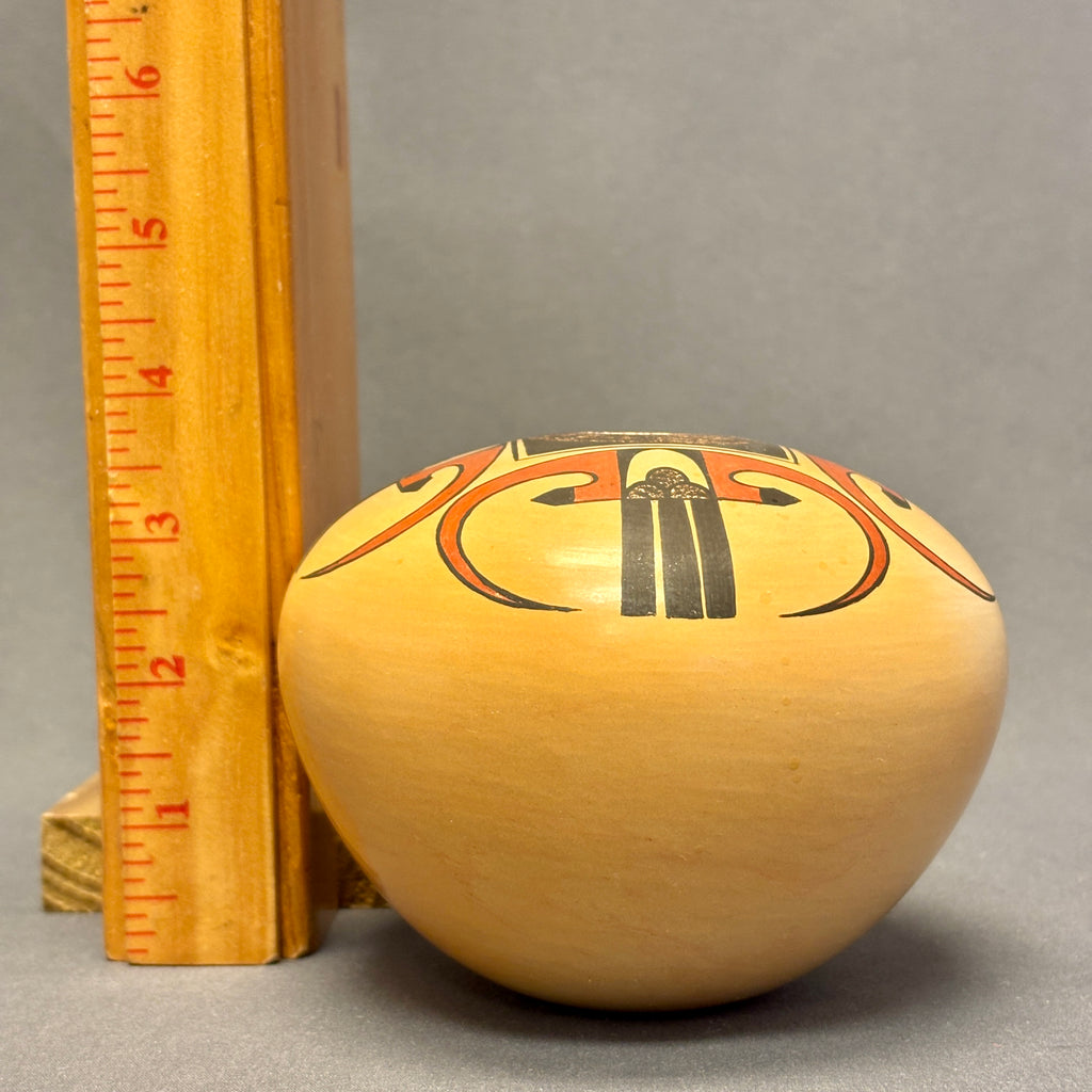 Gloria Mahle, Hopi Painted Pot with Parrot Tail Design  (JM40)