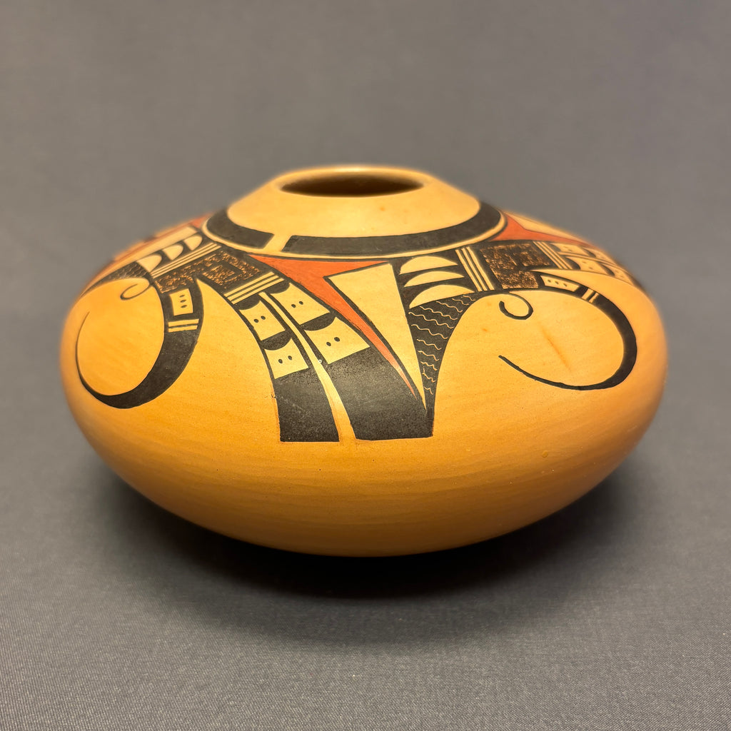 Gloria Mahle, Hopi Wide Painted Pot with Parrot Design  (JM52)