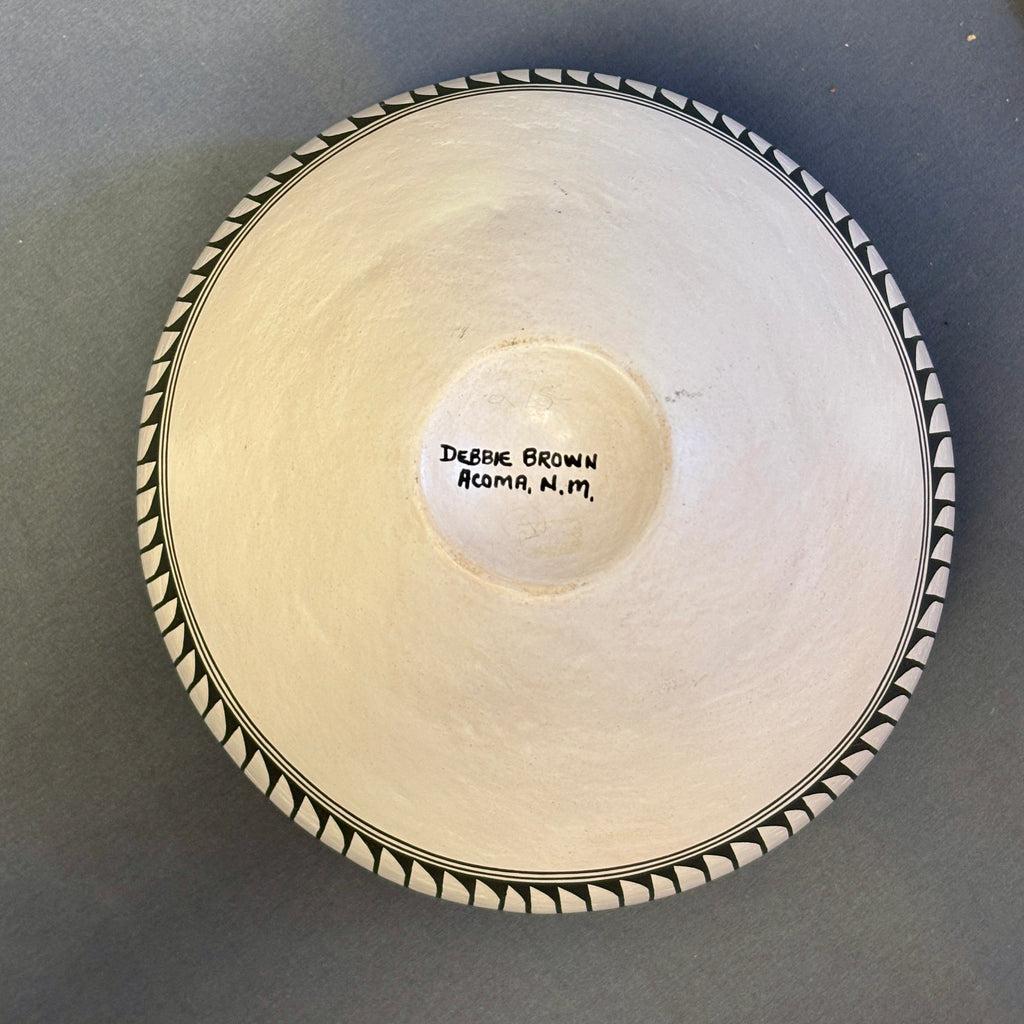 Debbie Brown Vintage Acoma Pueblo Painted Olla with Bear Fetish Design   (JM77)