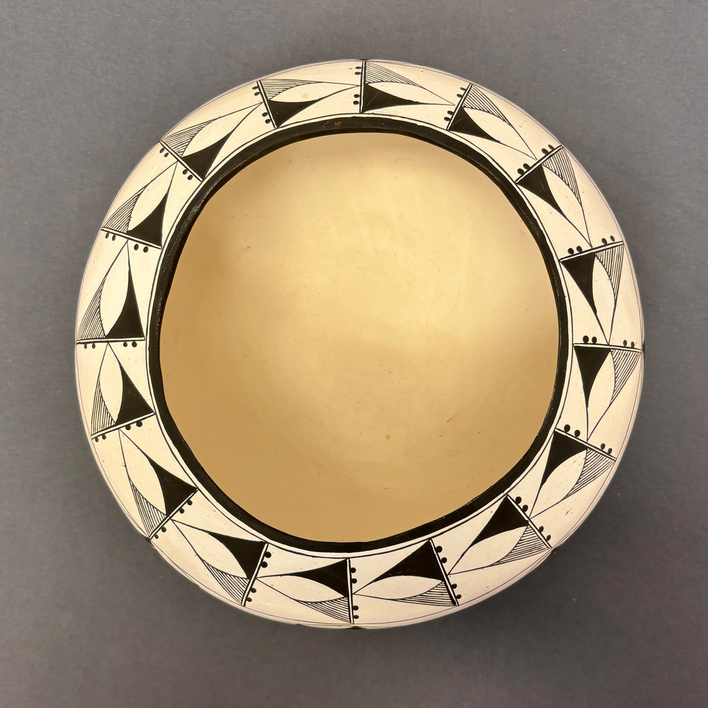Franklin Peters Vintage Acoma Pueblo Painted Pot with Geometric Design   (JM79)