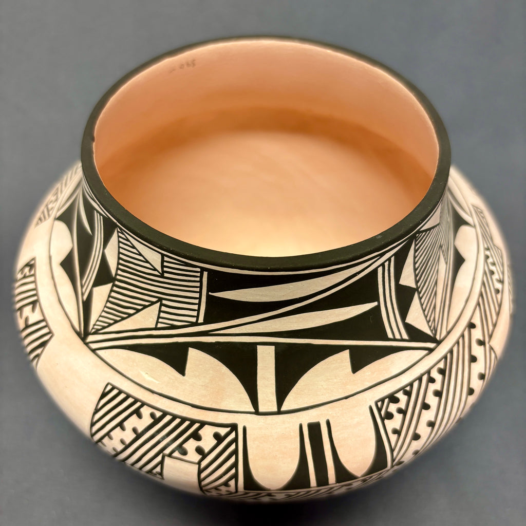 Marquis Dann-Lente, Laguna Pueblo Vintage Handmade Painted Clay Pot with Parrot and Spiral design  (JM92)