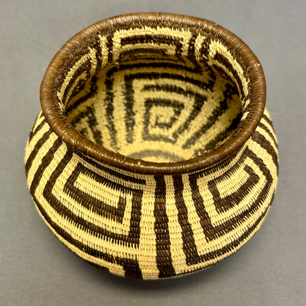 Vintage Wounaan and Embera Basket with Geometric Design, Panama   (JFB6)