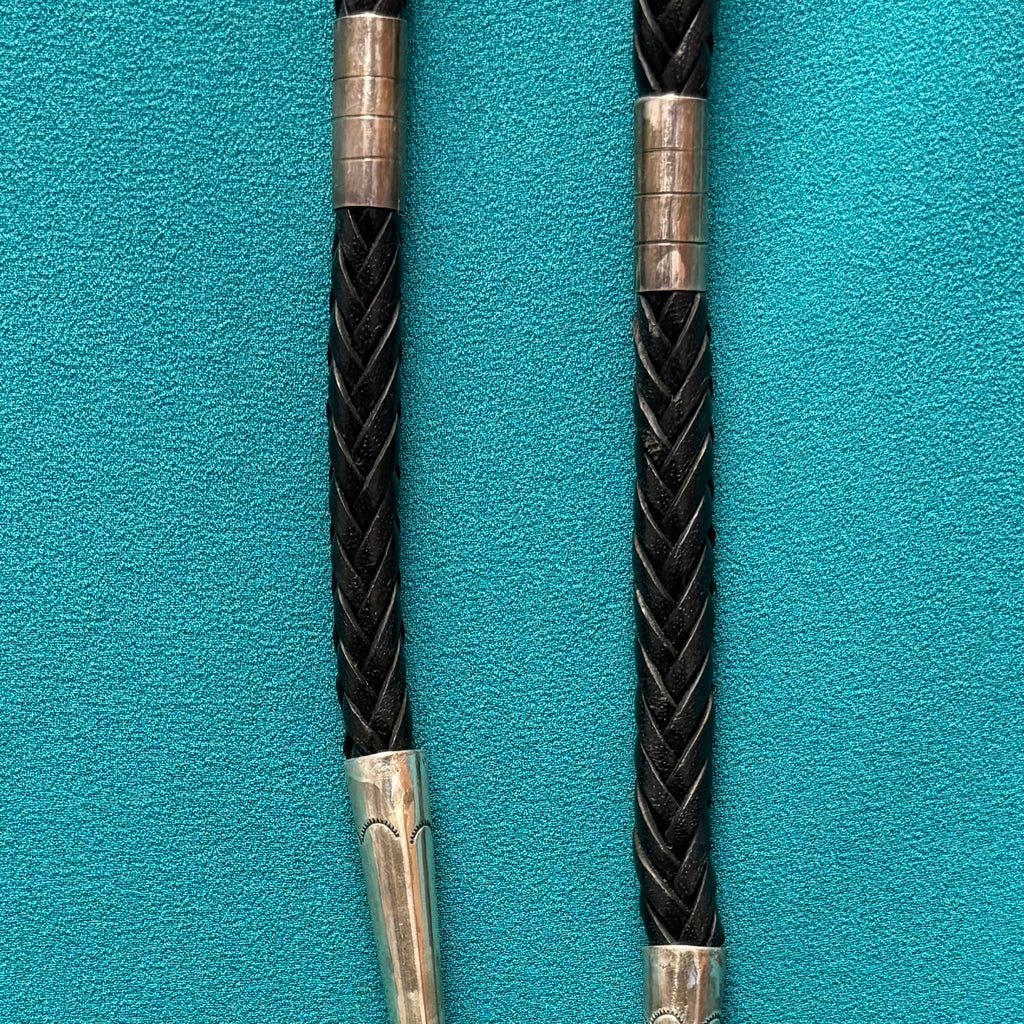 Tommy Singer Vintage Navajo Green Turquoise and Sterling Silver Bolo Tie, authentic Native American   (JF118)