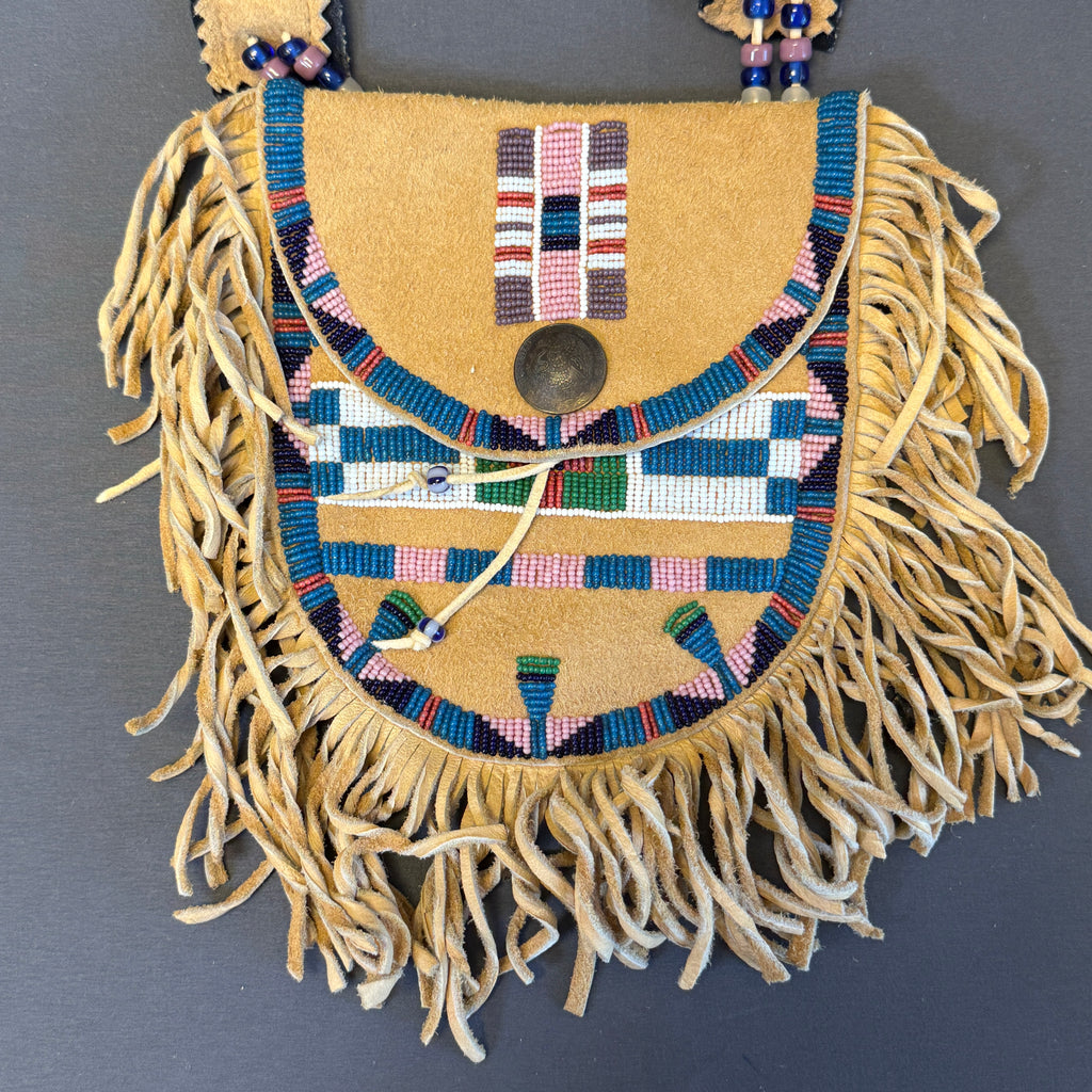 Cathy Smith Replica Lakota Sioux Beaded Rendezvous Bag    (RK170)
