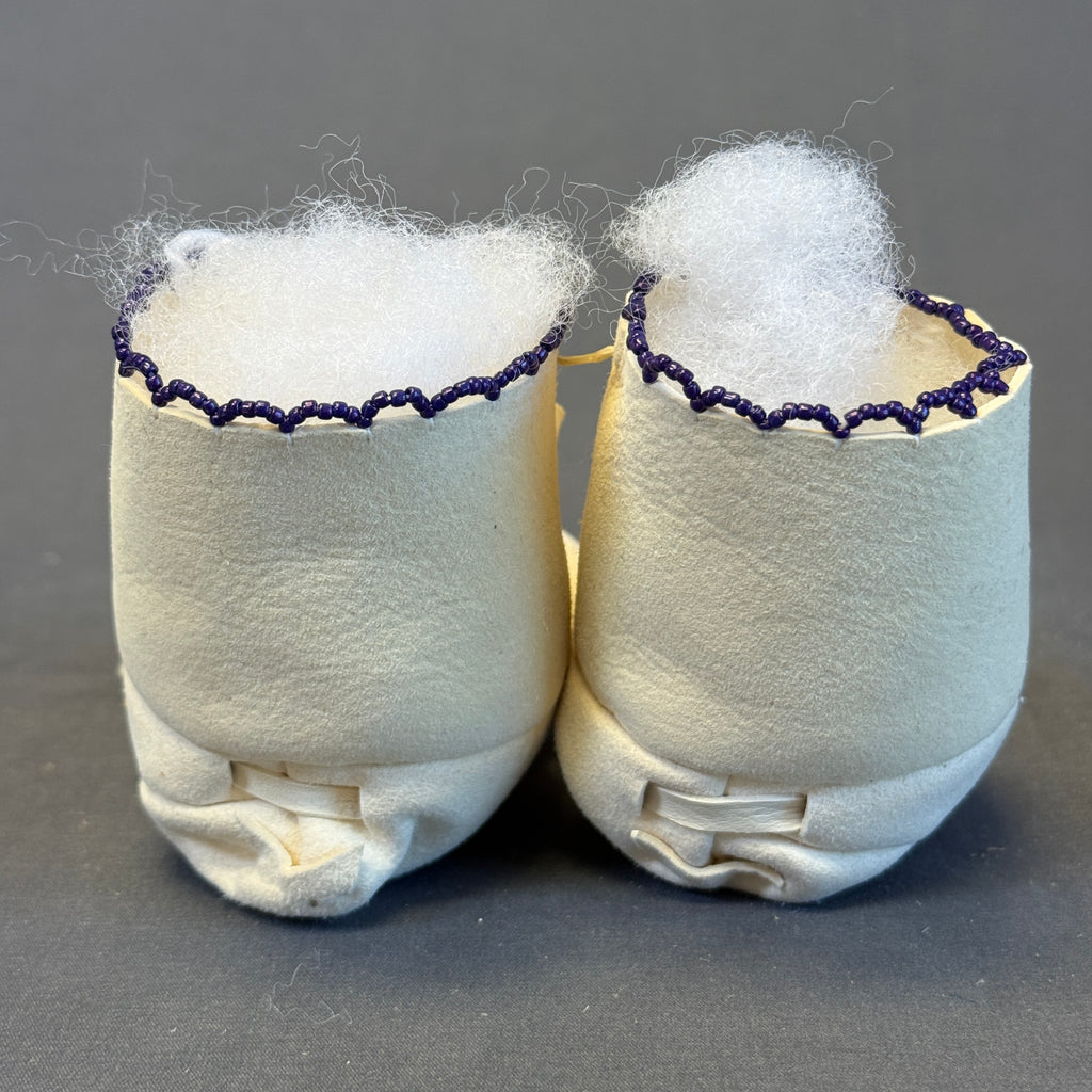 Authentic Woodlands Native American Beaded Infant Moccasins   (RK64)