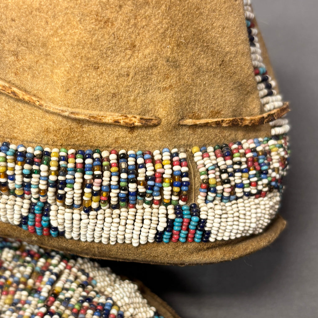 Antique Northern Plains Beaded Moccasins, authentic Native American - ca. late 1800s (GM602)