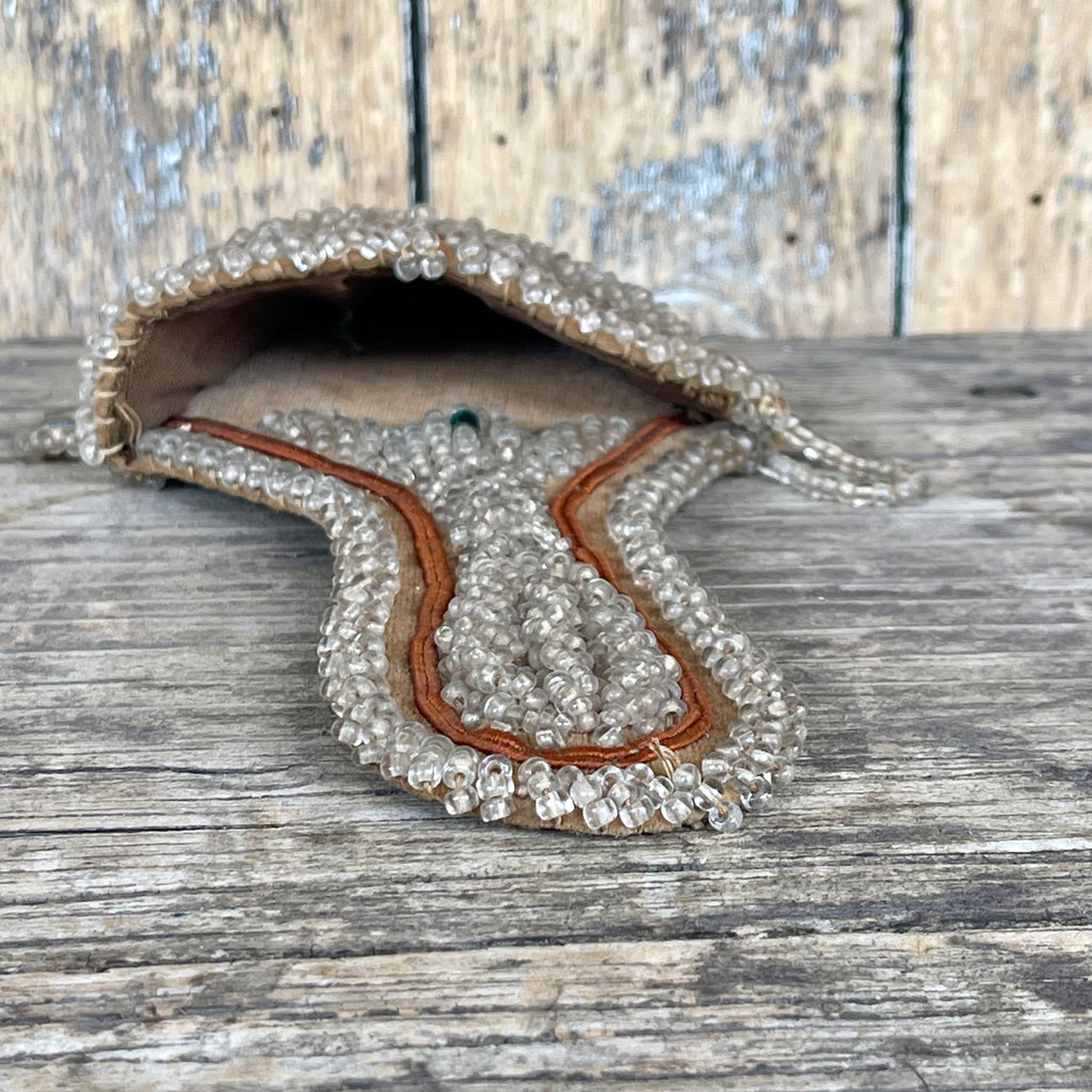 Iroquois Antique Beaded Wall Pocket - late 1800s Niagara-style beadwork.  Thread sewn with glass beads on velvet (GM49)