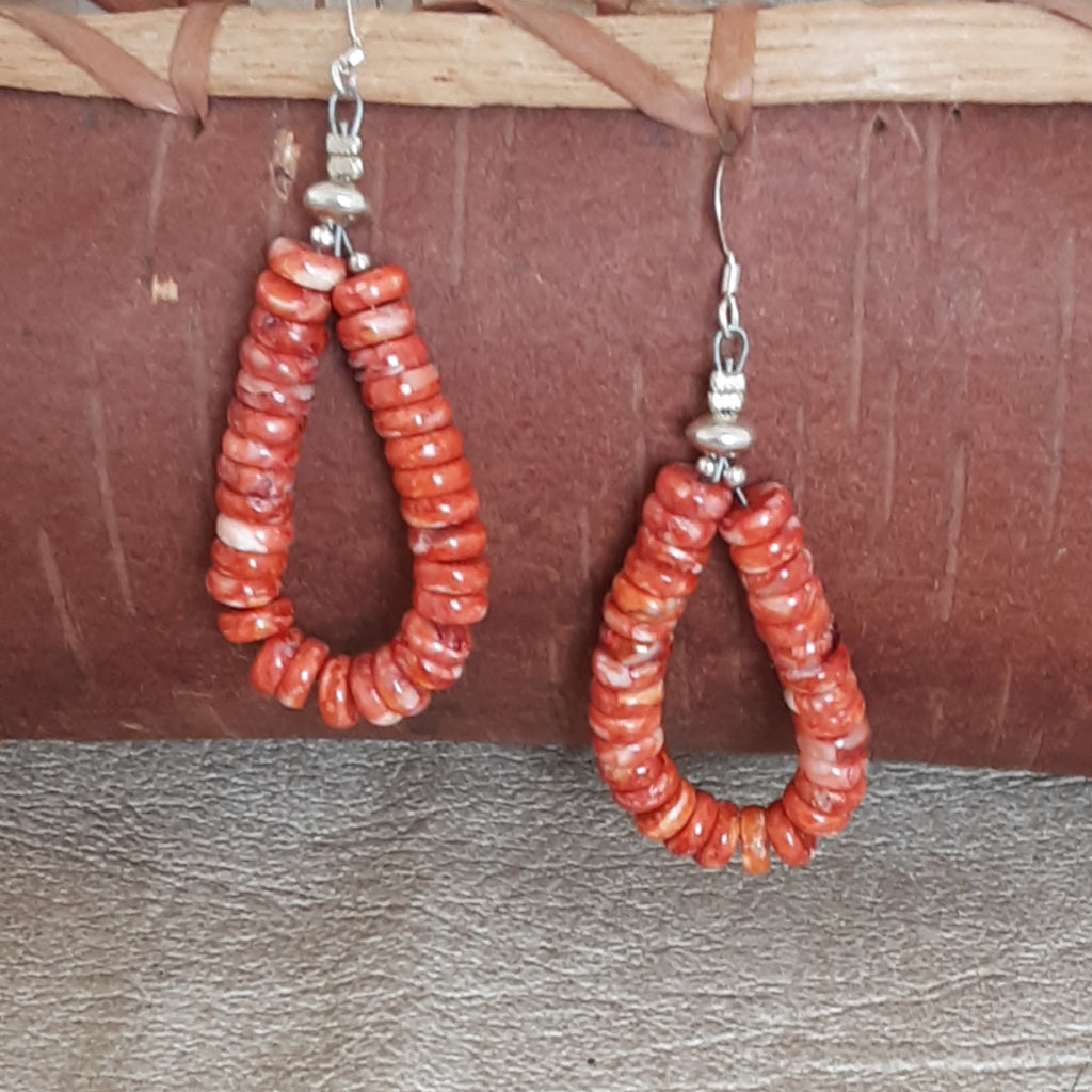 Spiny Oyster Bead Dangle Earring by Louise Joe, Navajo