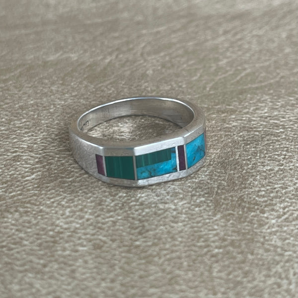 MOTO・ COMTEMPORARY NATIVE TRIANGLE RING large-mens-vintage-multi-stone
