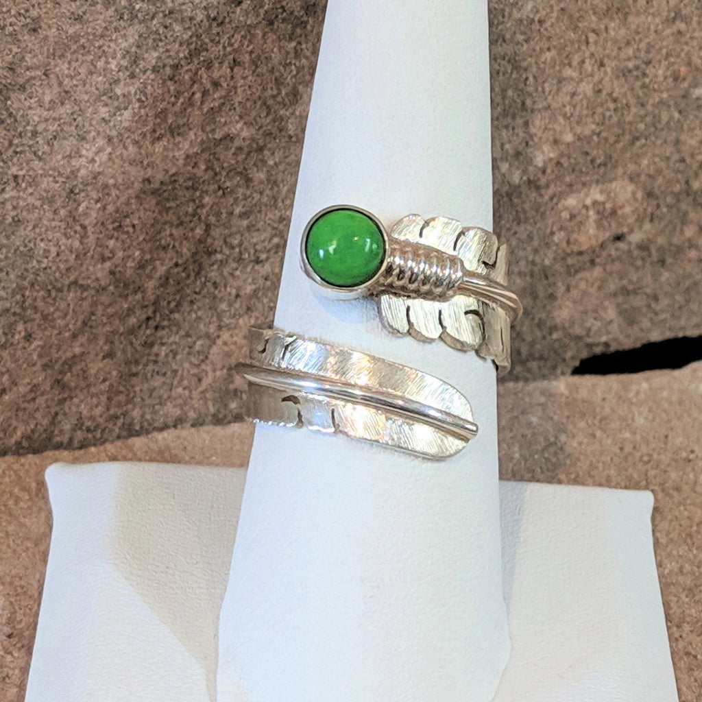 Native American Gaspiete Feather Wrap Ring by David Kuticka, Isleta Pueblo, Adjustable silver feather ring with Gaspiete, Size 8 (9/127)