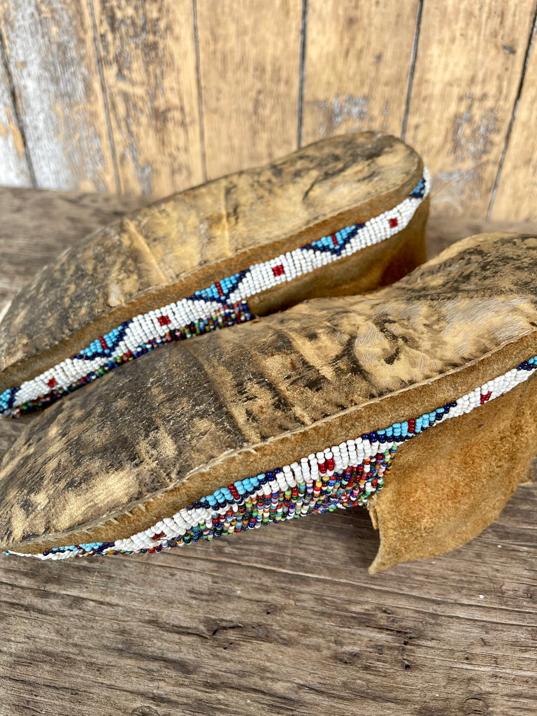 Sioux Beaded Moccasins - Salt & Pepper, greasy yellow and blue beads ca. 1920 -Sinew sewn (GM69)