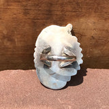 Classic Navajo ring with genuine turquoise and handmade silver leaf and scroll work, Vintage Navajo blue turquoise ring in size 6 (DC53)