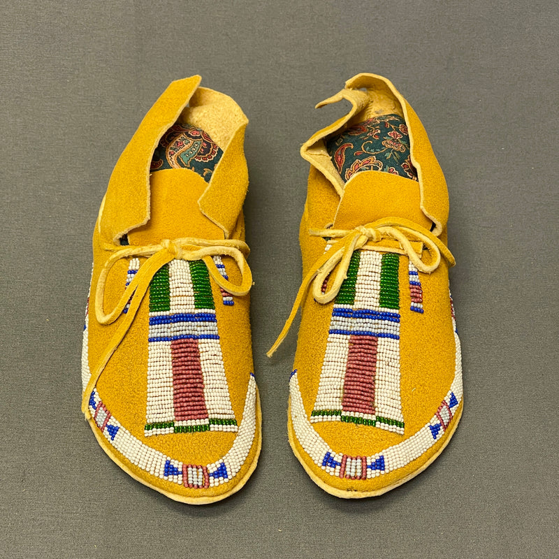 Plains Beaded Child's Moccasins by Jim Lenoch, contemporary reproduction   (GM100)