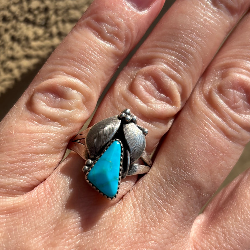 Royce "Eagle Boy" Kohlmeyer, Jemez Pueblo Sterling Silver and Turquoise Leaf Design Ring, vintage Native American-size 8.5   (5/155)
