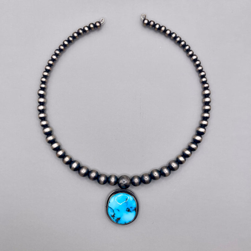 Classic Navajo sterling silver bead choker necklace with turquoise stone (3/80)