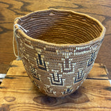 Plateau berry picking basket - 1890 - 1900 - Imbricated design applique - Design: Quail topknots - cedar base - bear grass décor (SSB18)