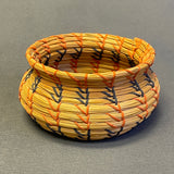 Small Vintage Seminole Basket with Cotton Thread Design, authentic Native American  (VW94)