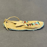 Native American Beaded Child's Moccasins, vintage    (VW106)
