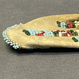 Native American Beaded Child's Moccasins, vintage    (VW106)