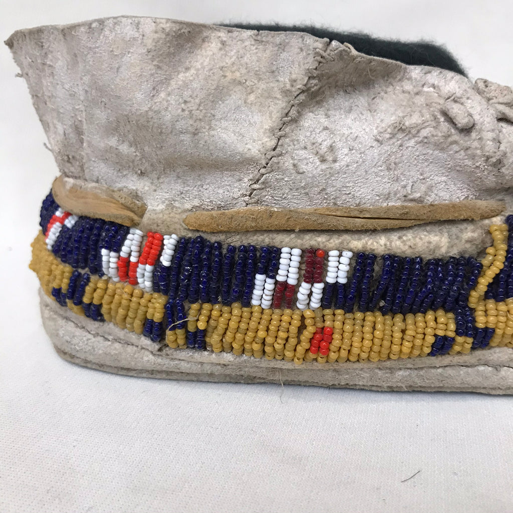 North Plains Authentic Native American beaded moccasins - Early 1900s Antique Moccasins.  Sinew sewn with Czech beads (GM74)