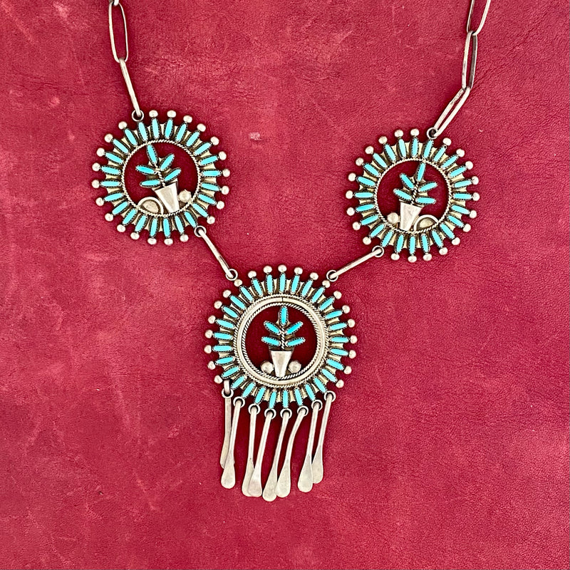 Zuni Vintage Sterling Silver and Turquoise Ring in a Classic
