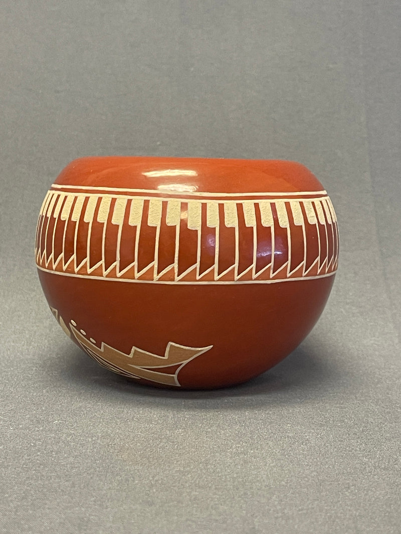 Earlene Youngbird Tafoya, Vintage Santa Clara Pueblo, Handmade Polished and Painted Clay Pot (JM5)