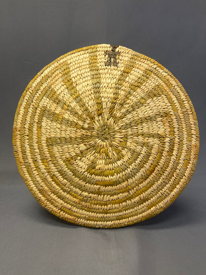 Vintage Tohono O'odham (Papago) Man in the Maze design Coiled Basket  (JM101)