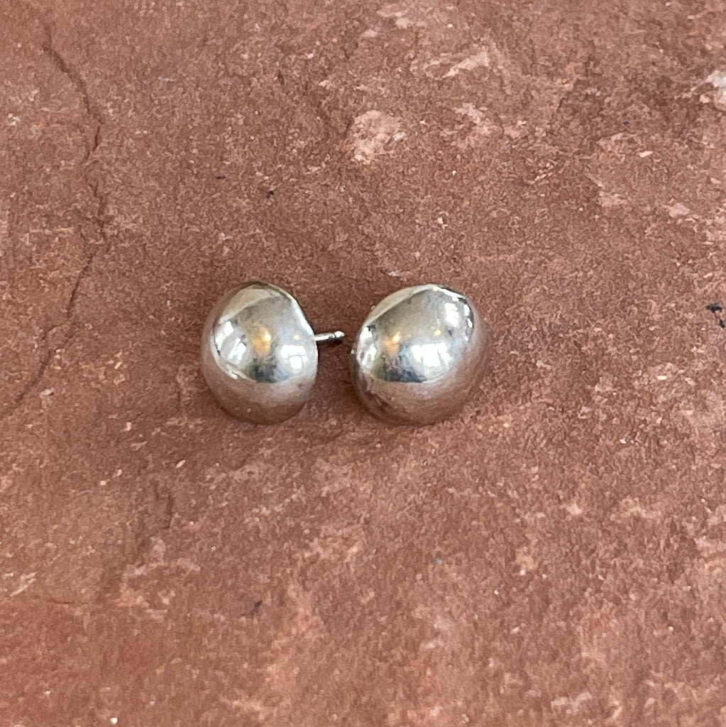 Navajo Sterling Silver Button Earrings, authentic Native American  1/354