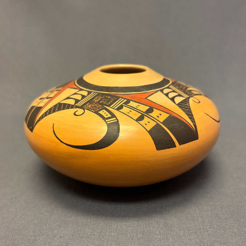 Gloria Mahle, Hopi Wide Painted Pot with Parrot Design  (JM52)