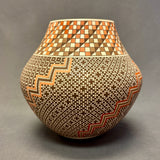 Frederica Antonio Vintage Acoma Pueblo Pot with Fine Line Lightning Design   (JM69)