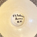 Frederica Antonio Vintage Acoma Pueblo Pot with Fine Line Lightning Design   (JM69)