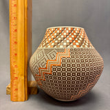 Frederica Antonio Vintage Acoma Pueblo Pot with Fine Line Lightning Design   (JM69)