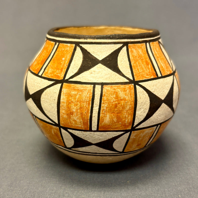 Lolita Torivio Concho Vintage Acoma Pueblo Painted Pot with Bowtie Design   (JM73)