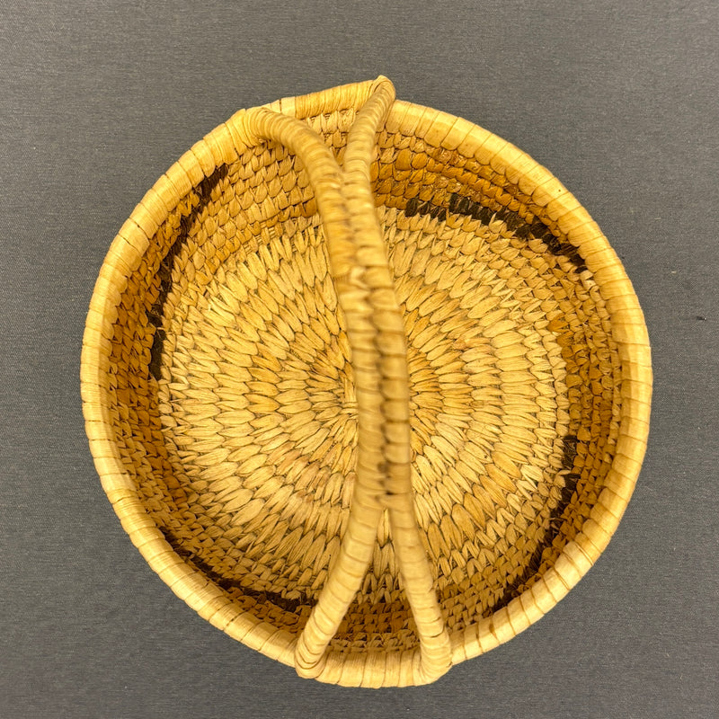 Vintage Tohono O'odham (Papago) Small Basket with Handle, authentic Native American (JFB8)